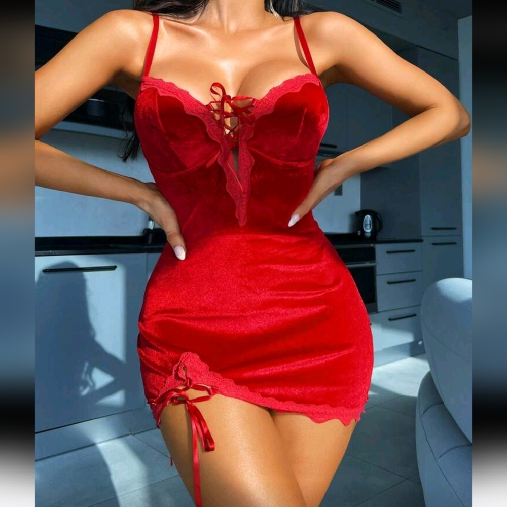 2pcs Sexy Women Velvet Lace Hollow Bandage Bodycon Mini Skirt Set